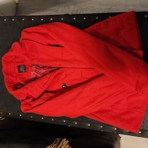 2b Bebe lipstick red peacoat